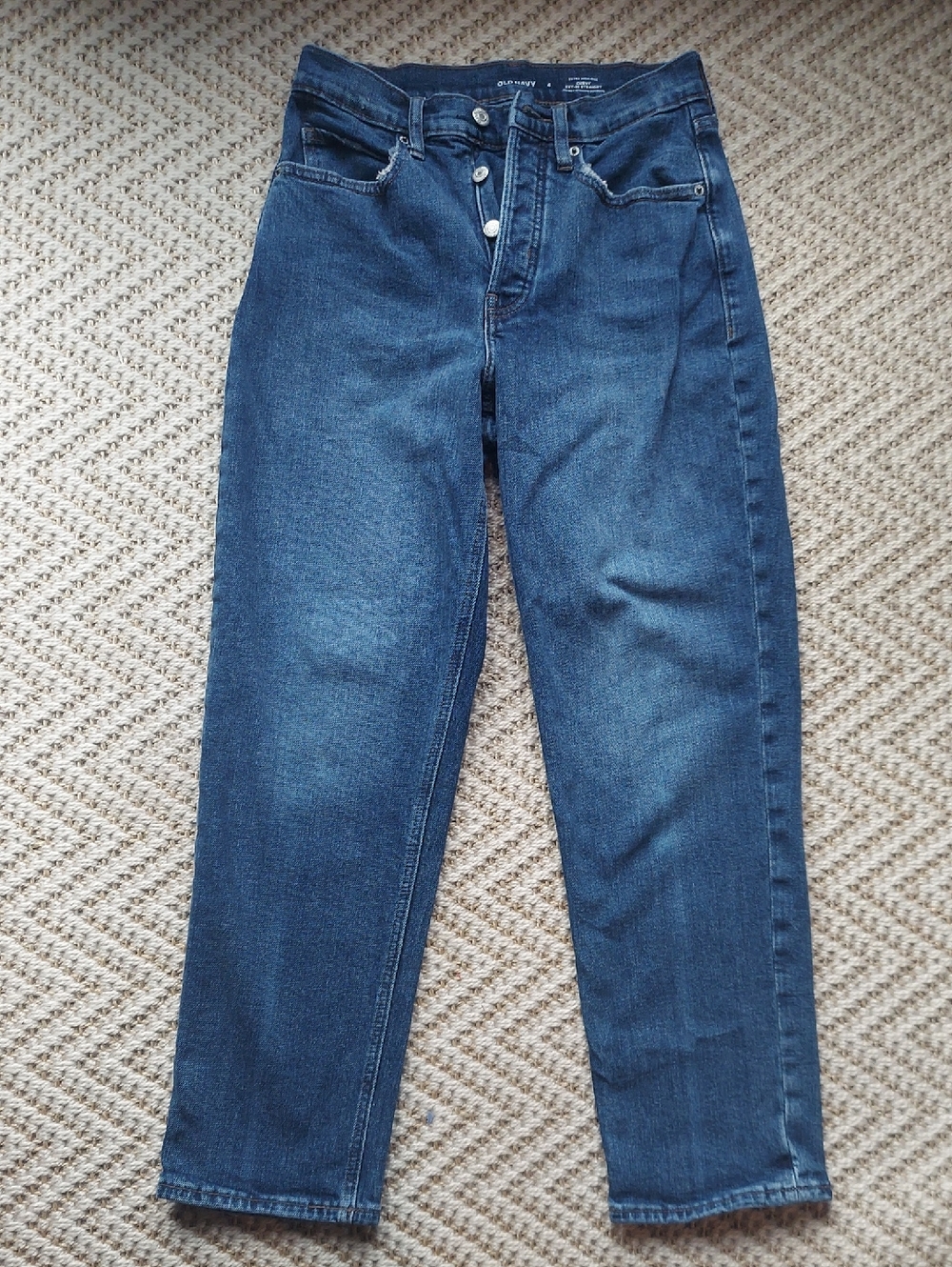 Old Navy Extra High-Rise Curvy Sky-Hi Straight Dark Wash Jeans